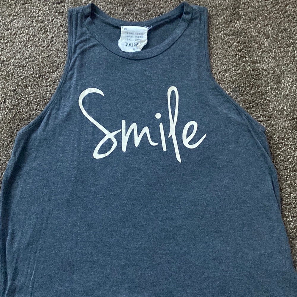 There is Always a Reason to Smile Tank Top XL